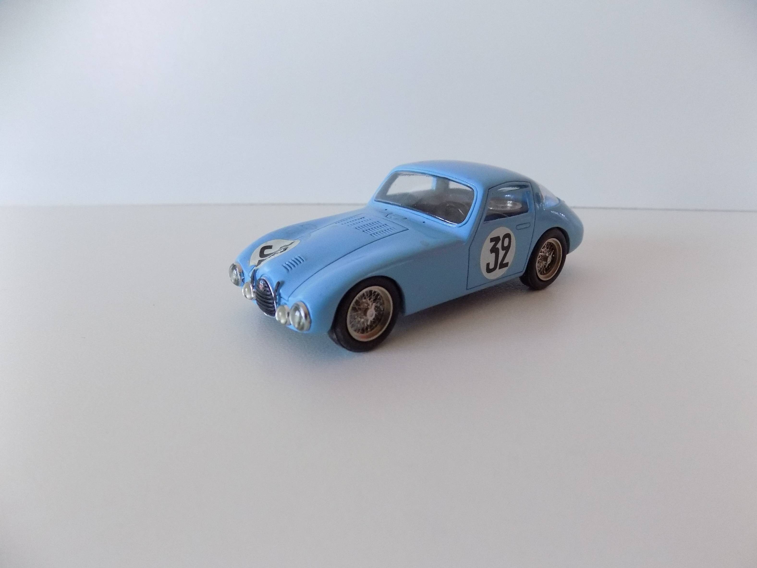 Modèle Réduit Le Mans 1949 Paradcar Maquette 1/43 SIMCA 8 Gordini N°50 - 24H Du Mans 1949 - Marque PARADCAR SPORT - Modèle D'occasion Modèle Voiture De Course Occasion